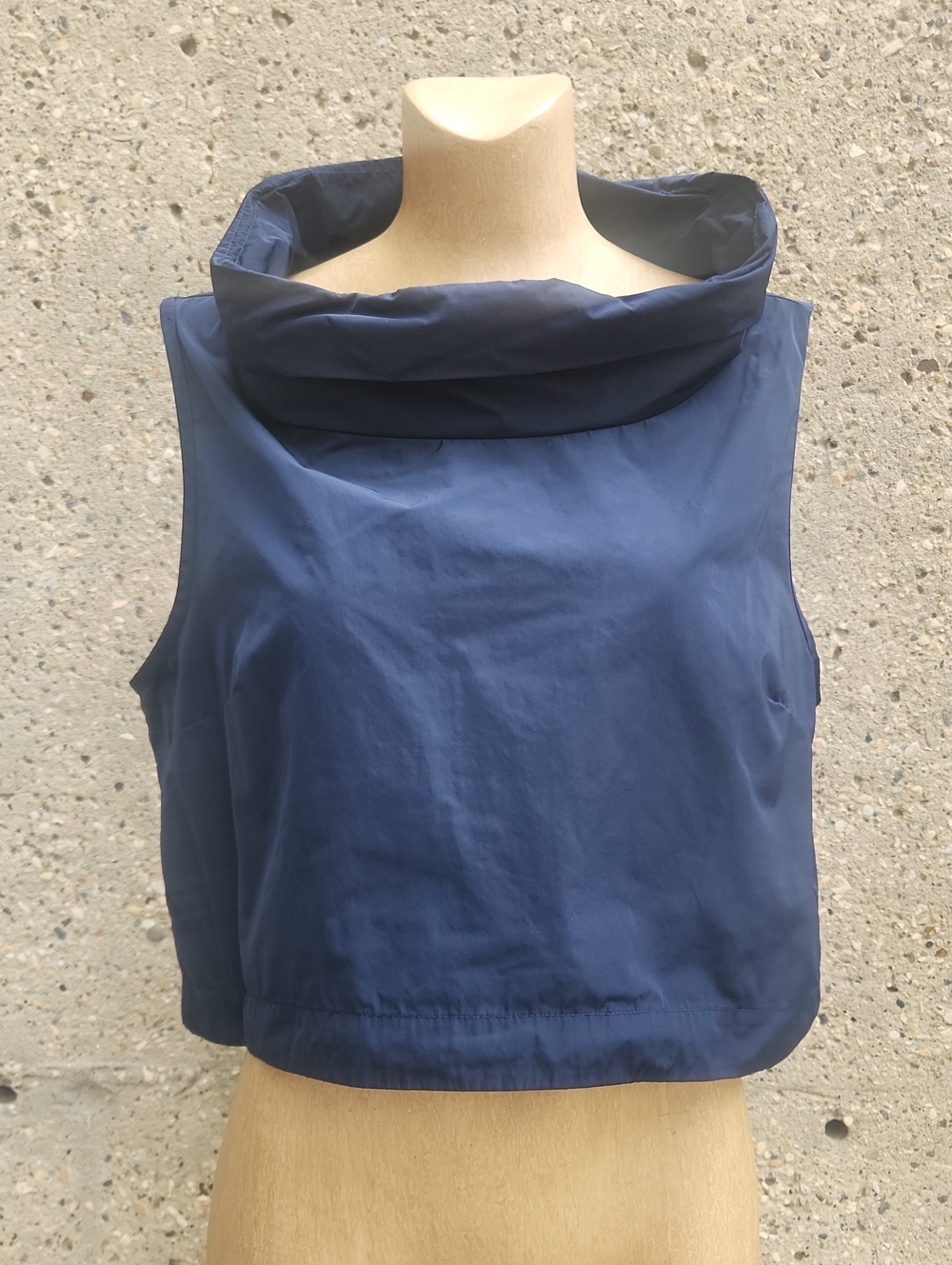Sun Kim Navy Crop Top